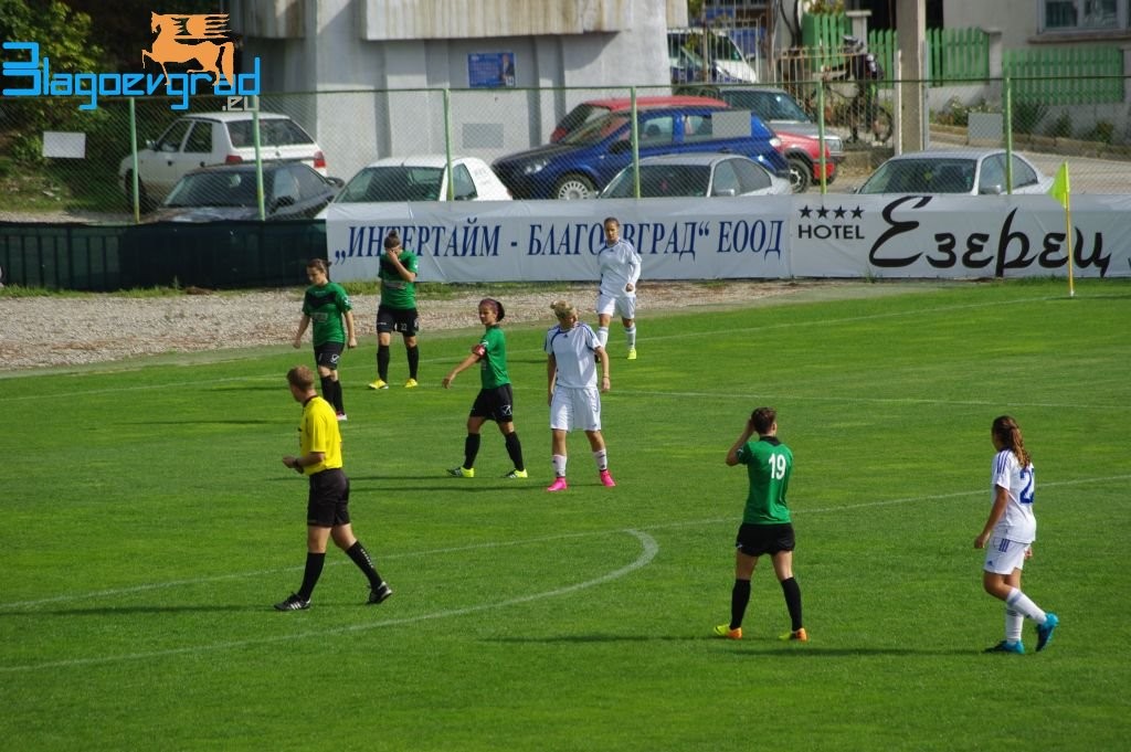 sportika nsa Blagoevgrad 2015 jenski futbol10