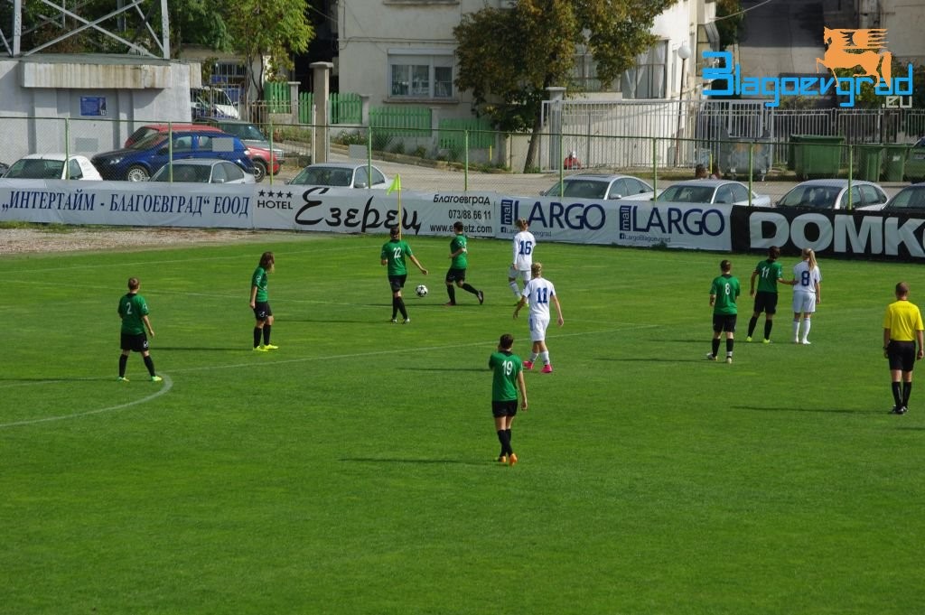 sportika nsa Blagoevgrad 2015 jenski futbol8