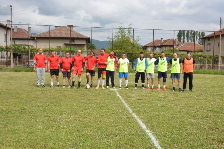 dadoha-start-na-velikdenskite-futbolni-turniri-v-polena-i-cherniche-196