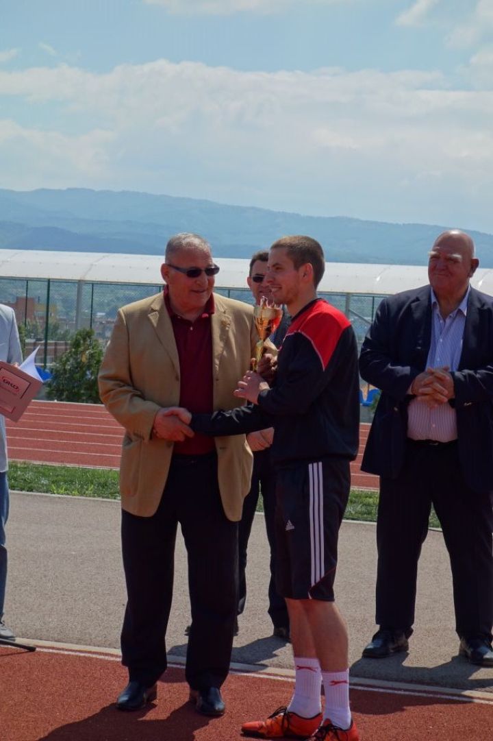 dimitr-penev-i-aleksandr-tomov-otlichiha-zasluzhili-sportisti-v-blagoevgrad033