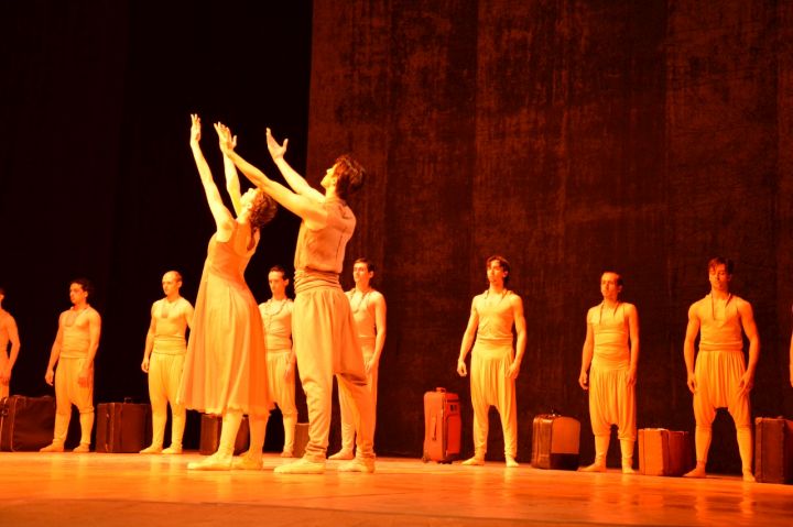 otkriha-iv-mezhdunaroden-teatralen-festival-tara-ra-bumbiya-v-blagoevgrad2